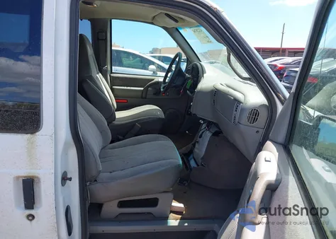 2003 Chevrolet Astro from USA, damaged, VIN 1GNDM19X53B101725